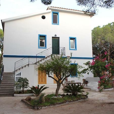 Villa B. Calaliberotto Cala Liberotto Exterior photo
