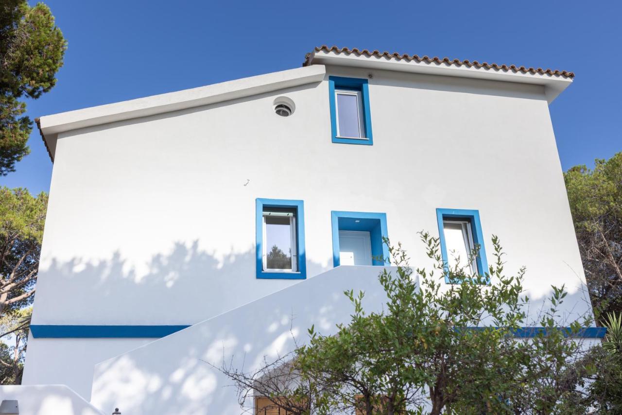 Villa B. Calaliberotto Cala Liberotto Exterior photo
