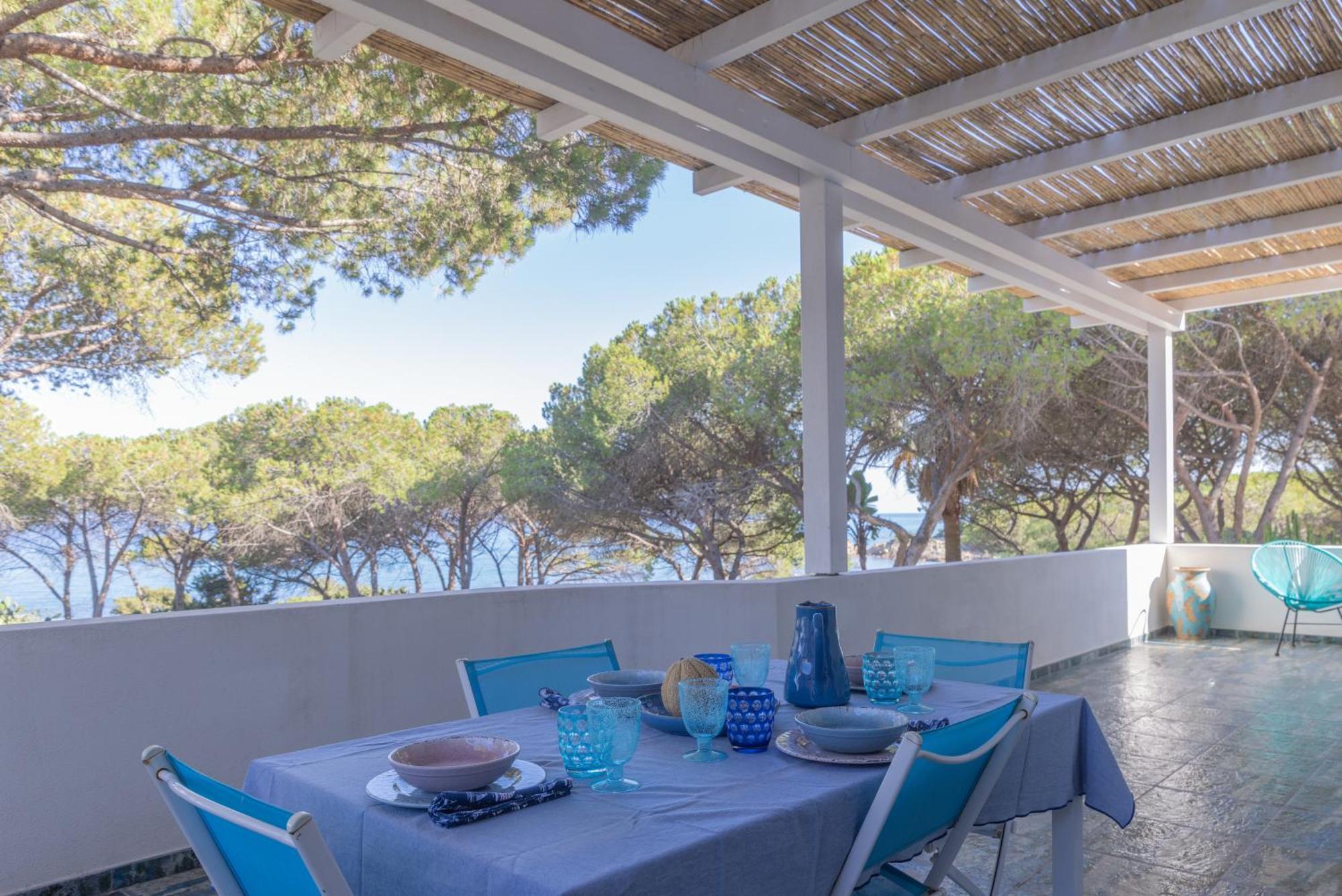 Villa B. Calaliberotto Cala Liberotto Exterior photo