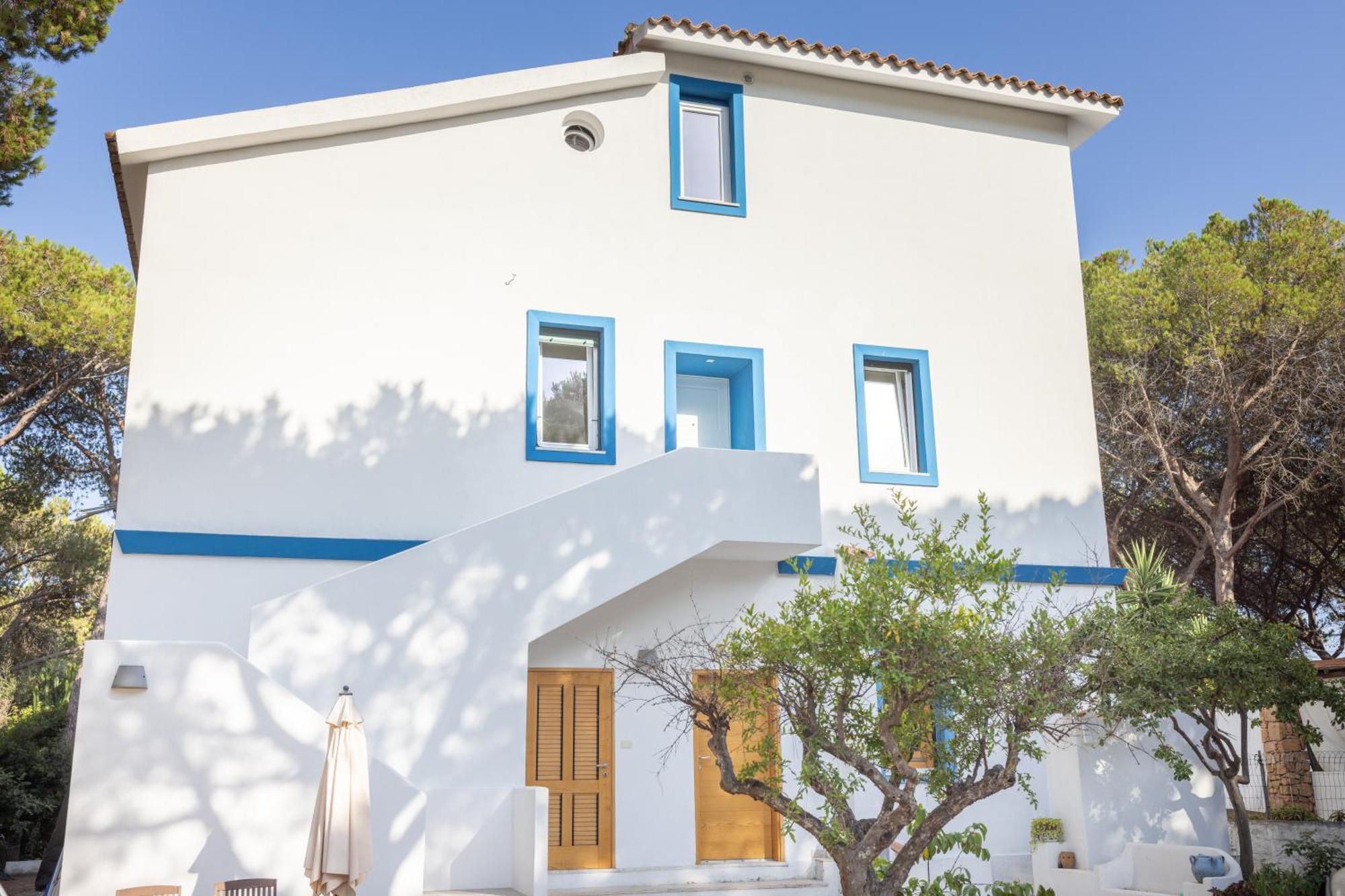Villa B. Calaliberotto Cala Liberotto Exterior photo